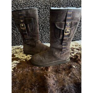 UGG Australia Brown Suede Retro Cargo Boot Size 7.5 - 1895 Fur Buckle